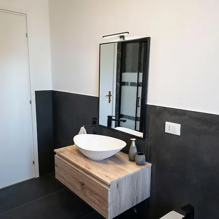 Guest house Five Elements Nature And Relax Near Garda Peschiera del Garda
